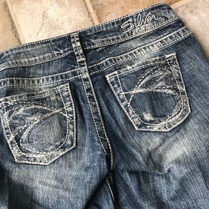 Silver Jeans Tuesday Capri